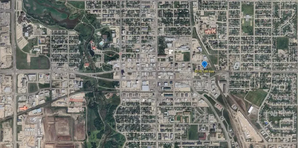 9716 100 Avenue Grande Prairie AB T8V 0T4