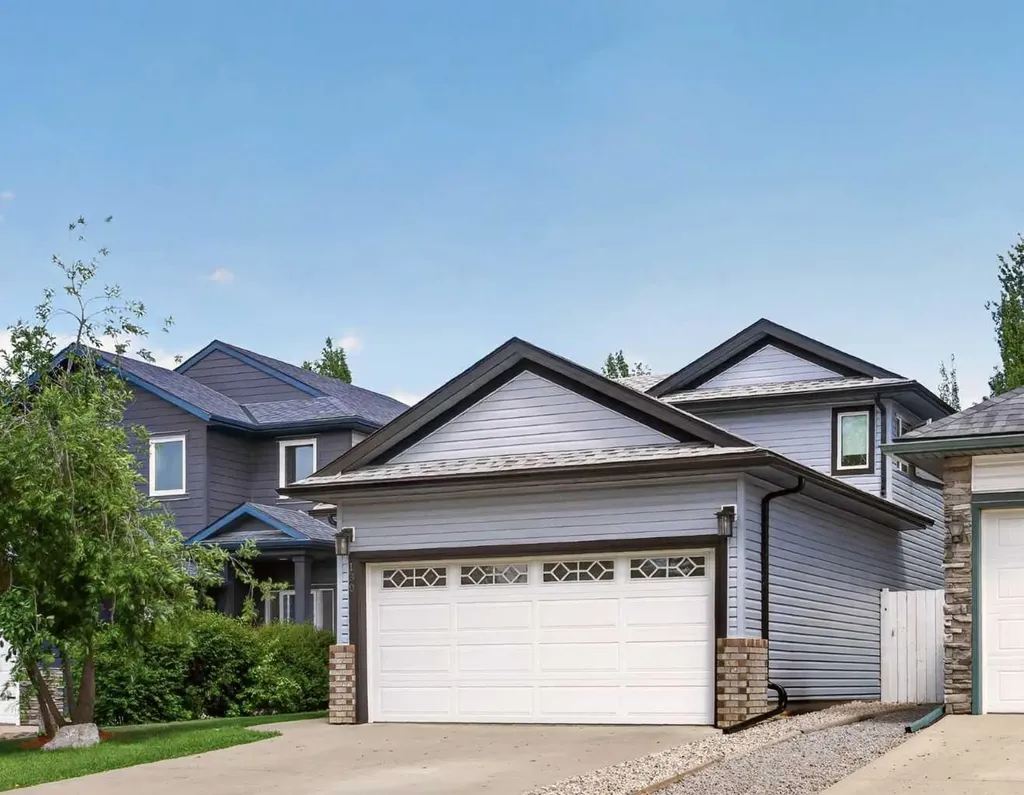 130 Harvest Park Circle NE Calgary AB T3K4V3