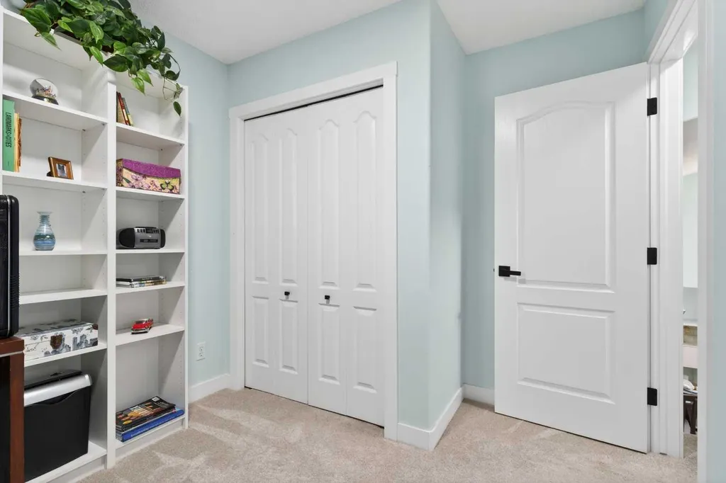 130 Harvest Park Circle NE Calgary AB T3K4V3
