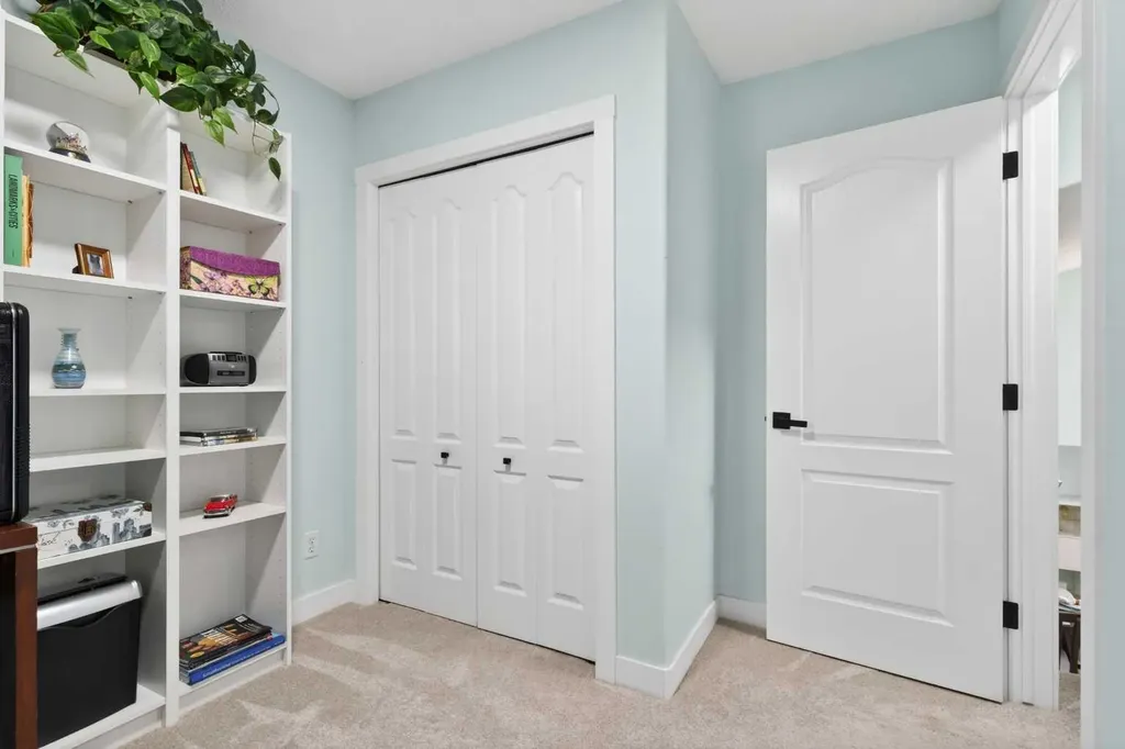 130 Harvest Park Circle NE Calgary AB T3K4V3
