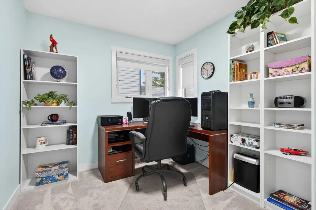 130 Harvest Park Circle NE Calgary AB T3K4V3