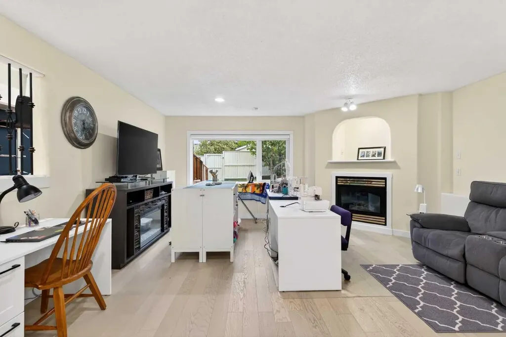 130 Harvest Park Circle NE Calgary AB T3K4V3