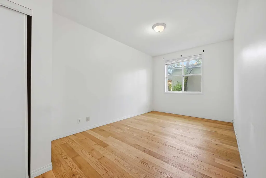 2134 Kensington Road NW Calgary AB T2N 3R7
