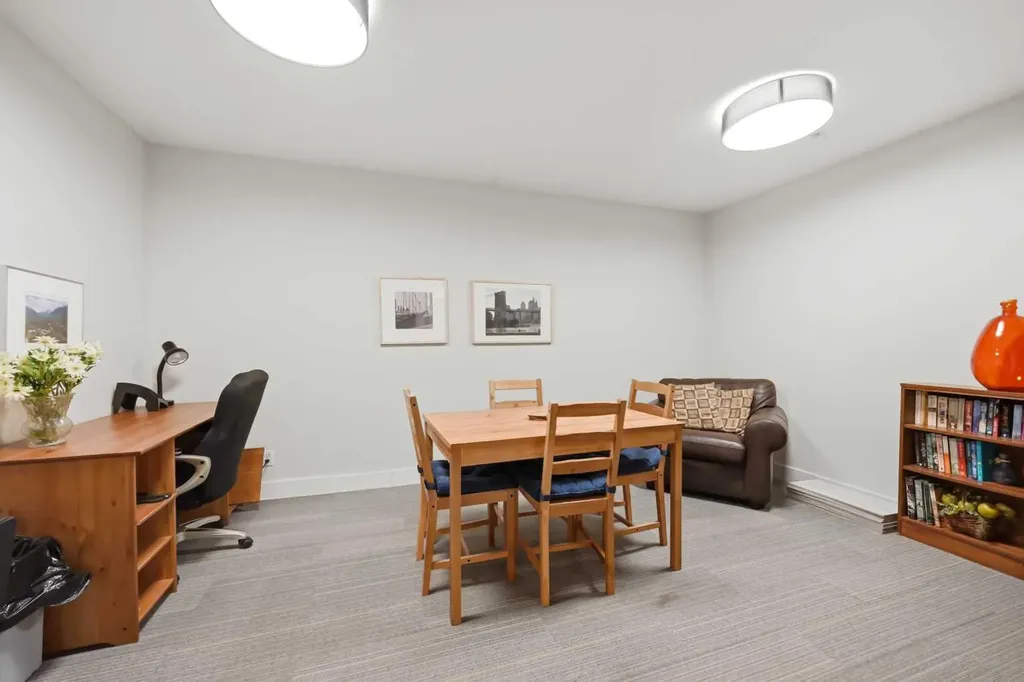 2134 Kensington Road NW Calgary AB T2N 3R7