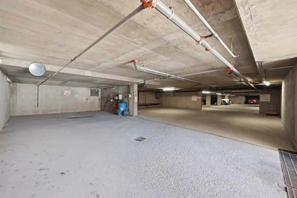 2134 Kensington Road NW Calgary AB T2N 3R7