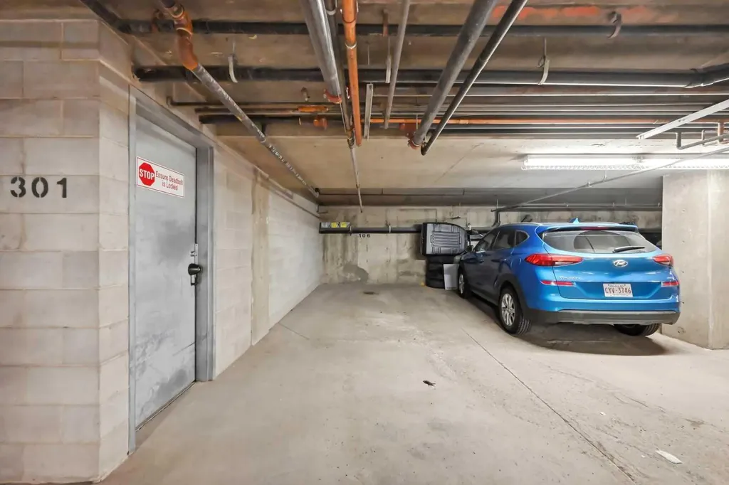 2134 Kensington Road NW Calgary AB T2N 3R7