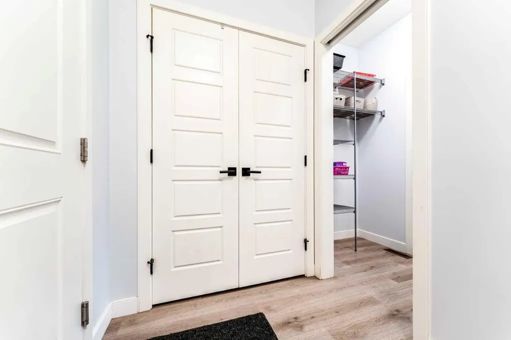 54 Evansfield Green NW Calgary AB T3P 1J9