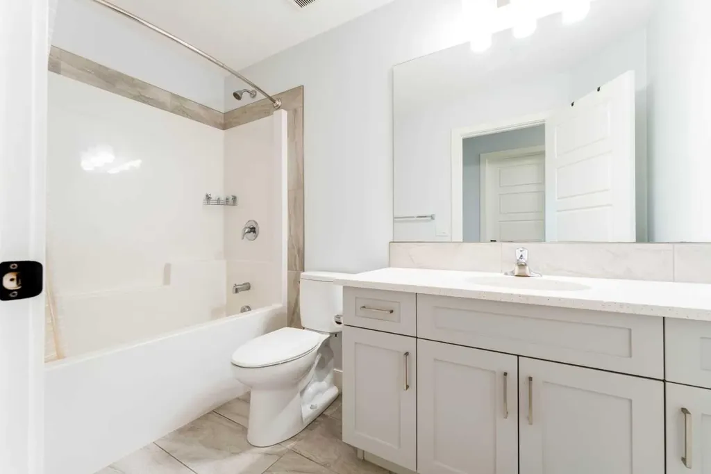 54 Evansfield Green NW Calgary AB T3P 1J9