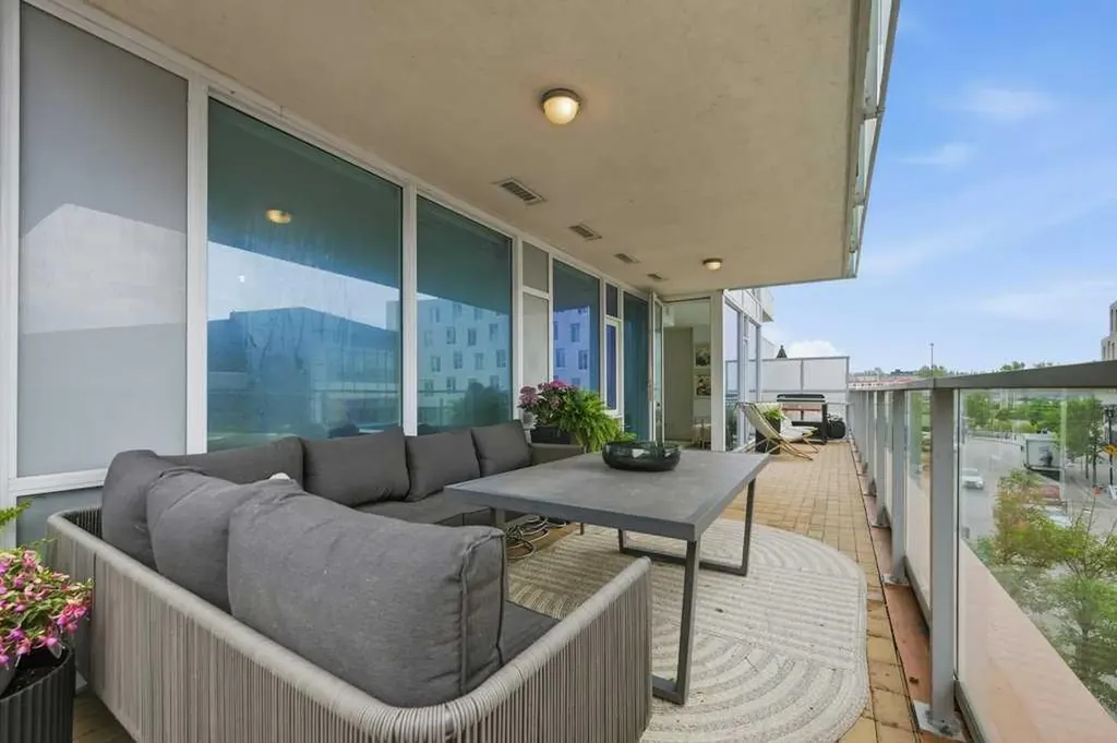 519 Riverfront Avenue SE Calgary AB T2G1K6