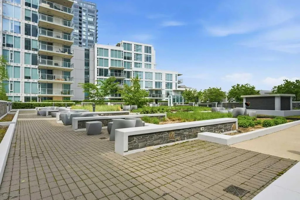 519 Riverfront Avenue SE Calgary AB T2G1K6
