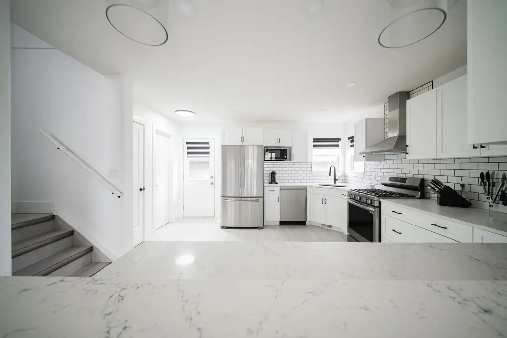 604 Athabasca Avenue Fort Mcmurray AB T9J 1H8
