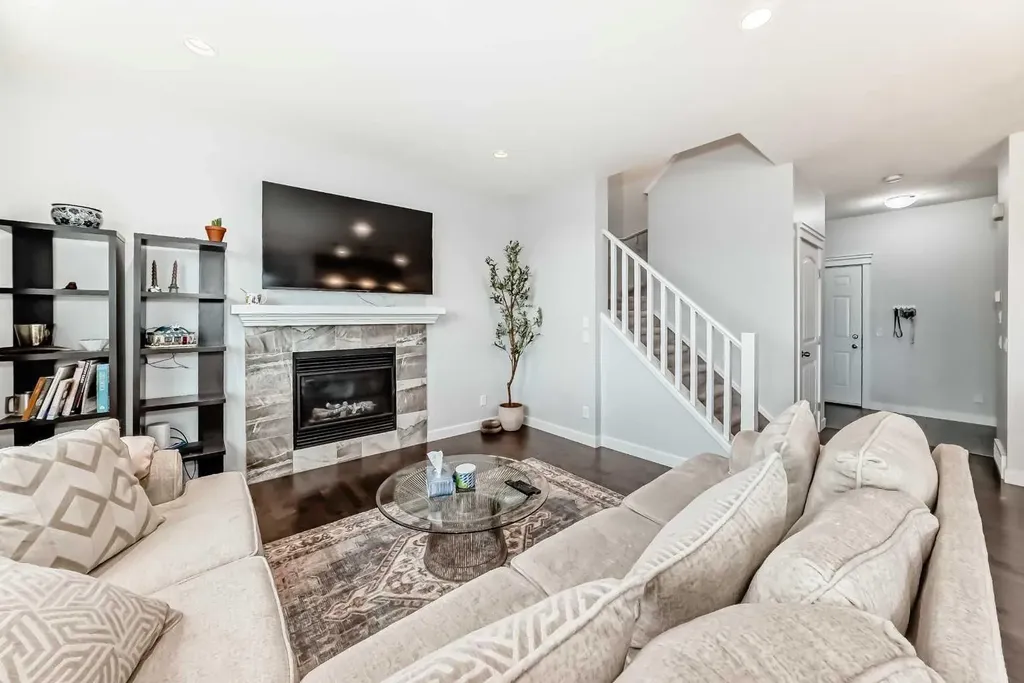51 Evanscrest Way NW Calgary AB T3P 0P9