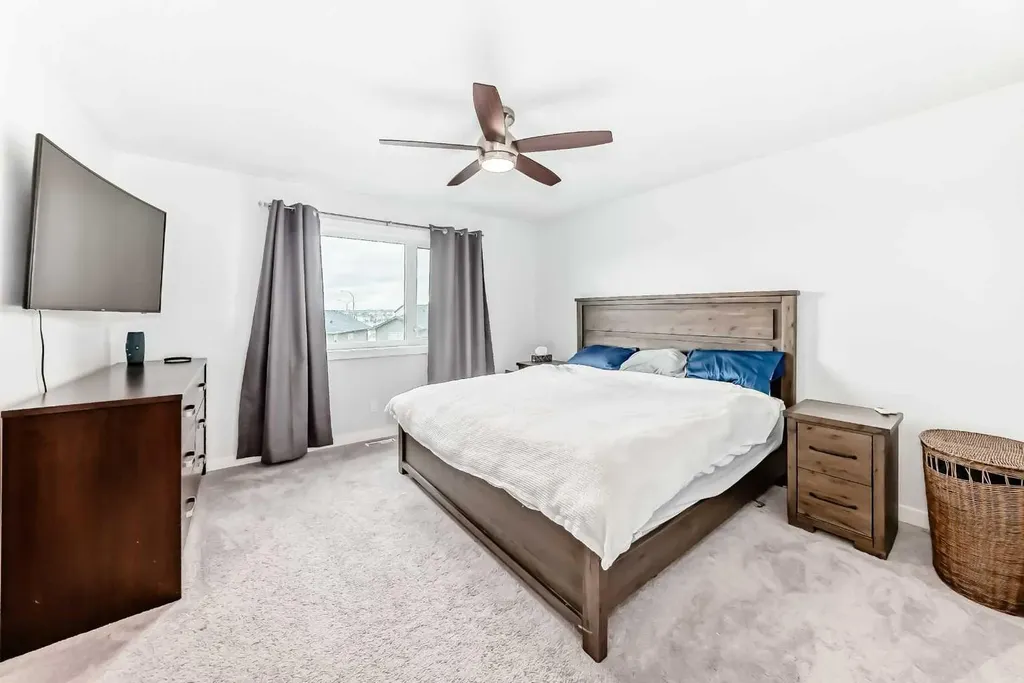 51 Evanscrest Way NW Calgary AB T3P 0P9