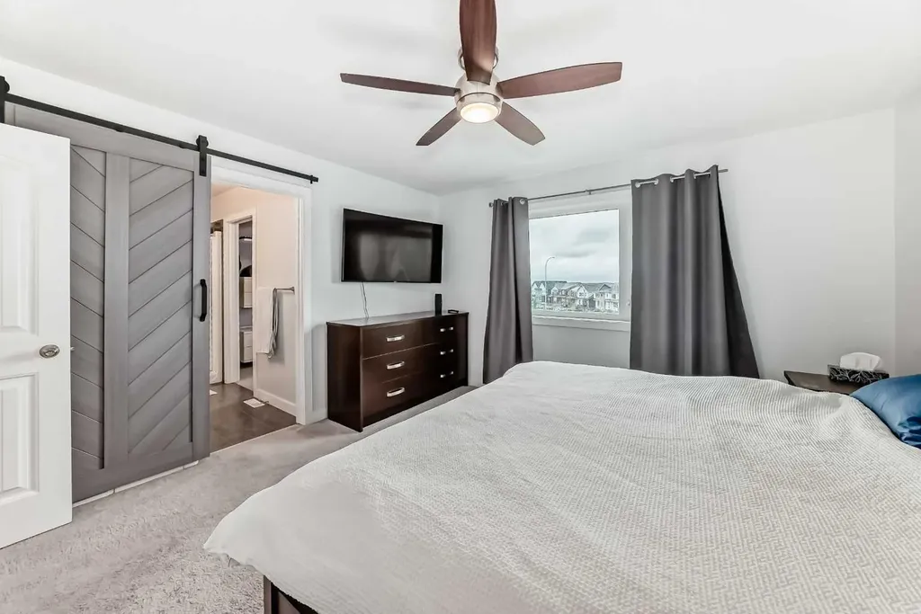 51 Evanscrest Way NW Calgary AB T3P 0P9