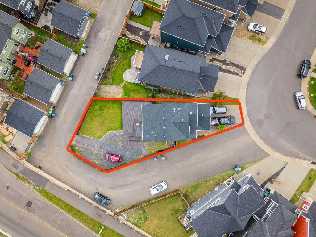 51 Evanscrest Way NW Calgary AB T3P 0P9
