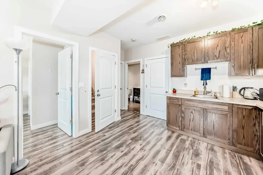 51 Evanscrest Way NW Calgary AB T3P 0P9