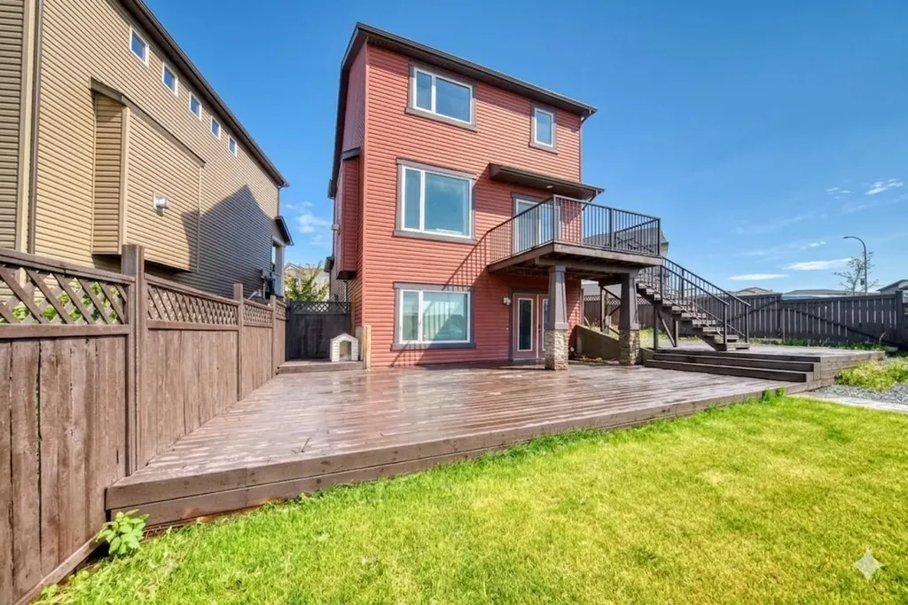 51 Evanscrest Way NW Calgary AB T3P 0P9