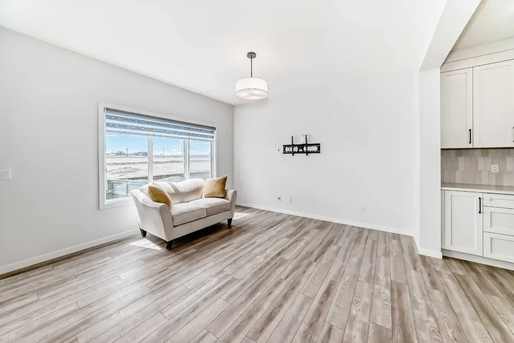 159 Willow Place Cochrane AB T4C 2A6
