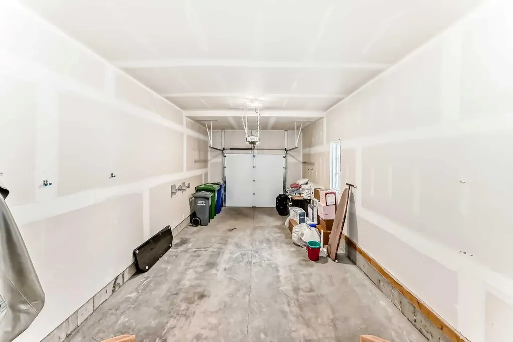 159 Willow Place Cochrane AB T4C 2A6