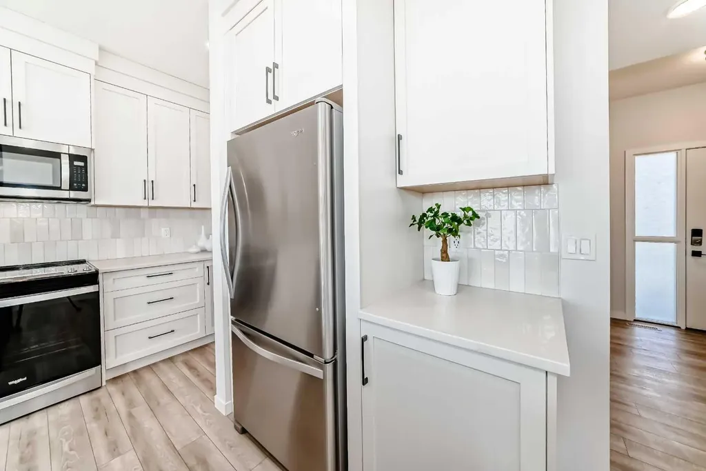 159 Willow Place Cochrane AB T4C 2A6