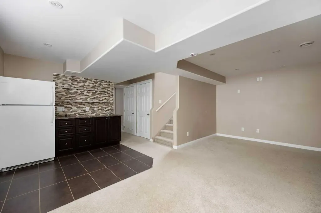 148 Fox Crescent Fort Mcmurray AB T9K 0C1