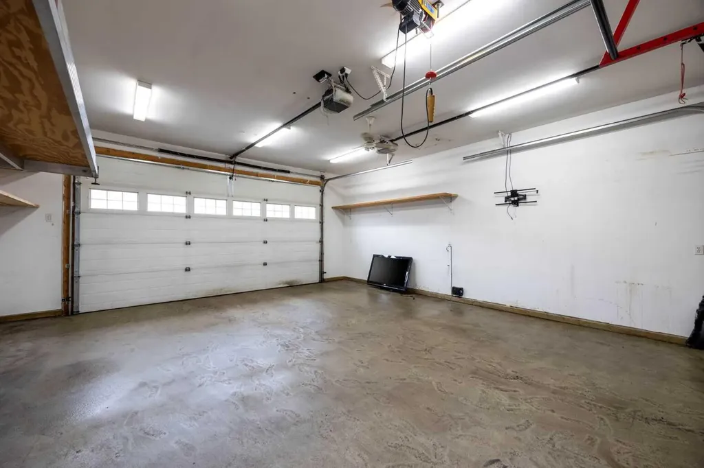 148 Fox Crescent Fort Mcmurray AB T9K 0C1