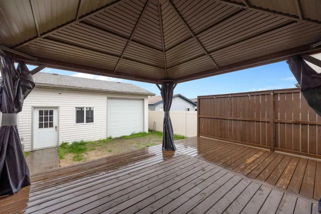 148 Fox Crescent Fort Mcmurray AB T9K 0C1