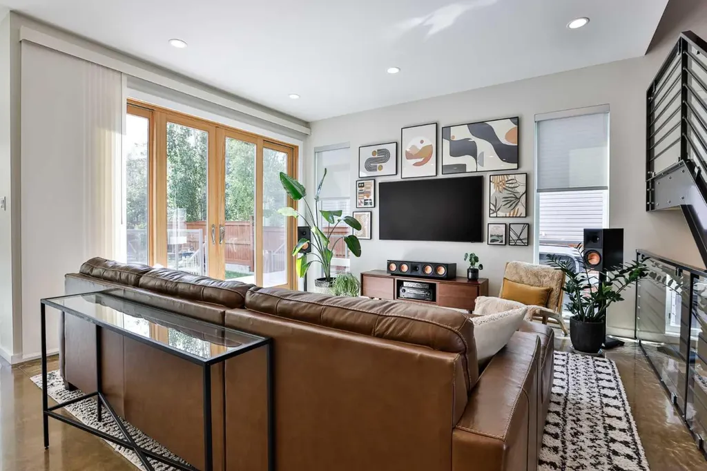 22 Riverland Close W Lethbridge AB T1K 5T5