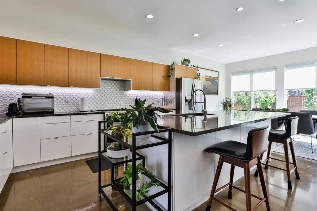 22 Riverland Close W Lethbridge AB T1K 5T5