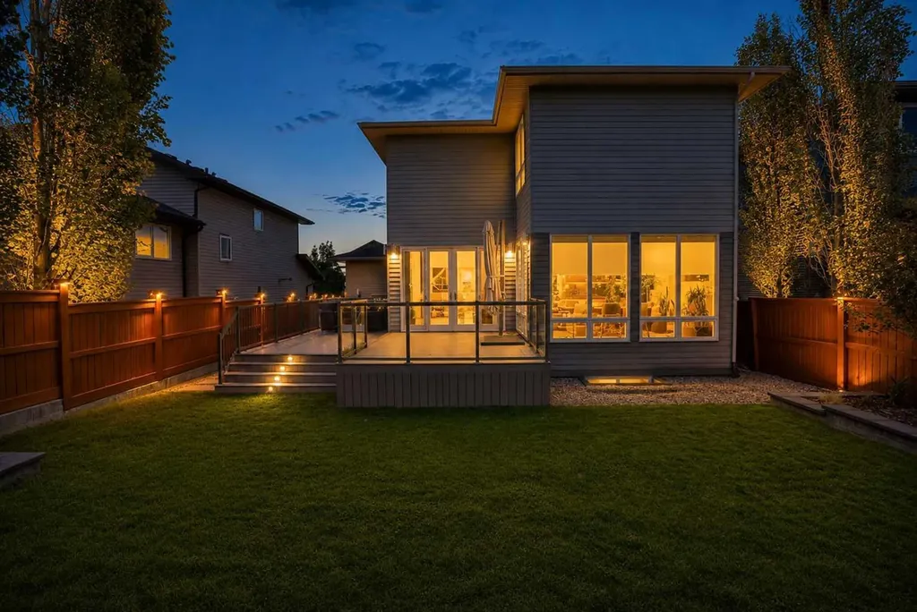 22 Riverland Close W Lethbridge AB T1K 5T5