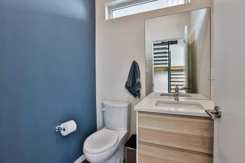 22 Riverland Close W Lethbridge AB T1K 5T5