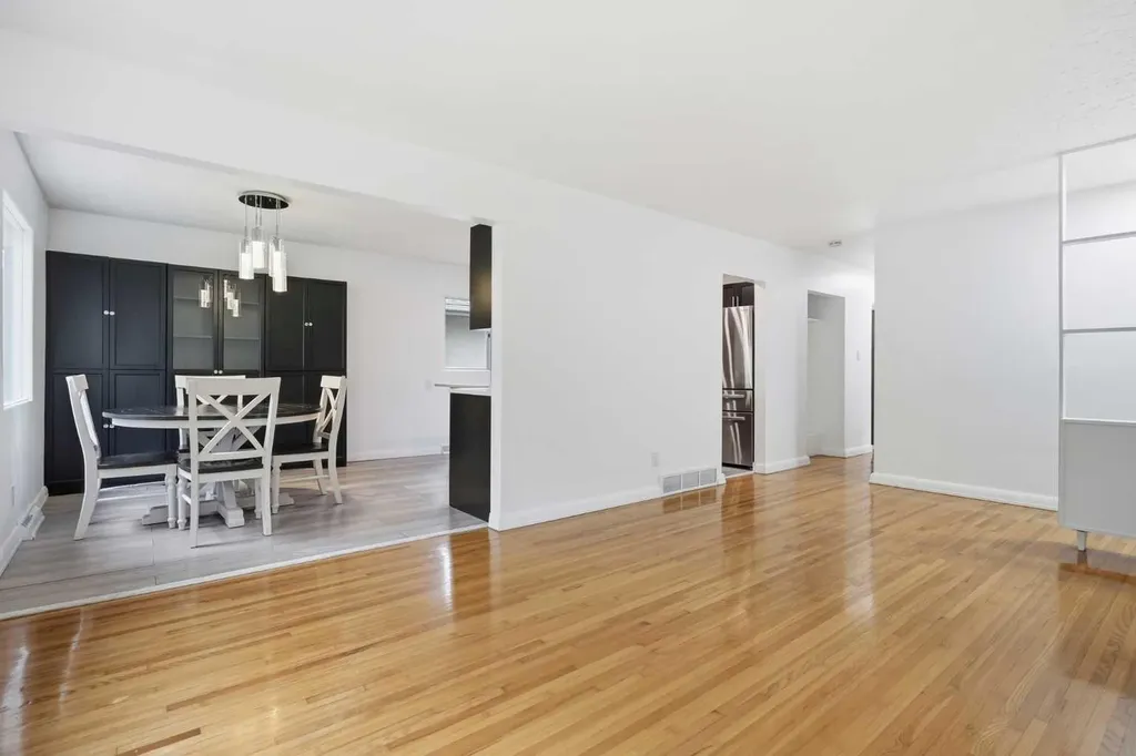 1040 16 Street NE Calgary AB T2E 4S8