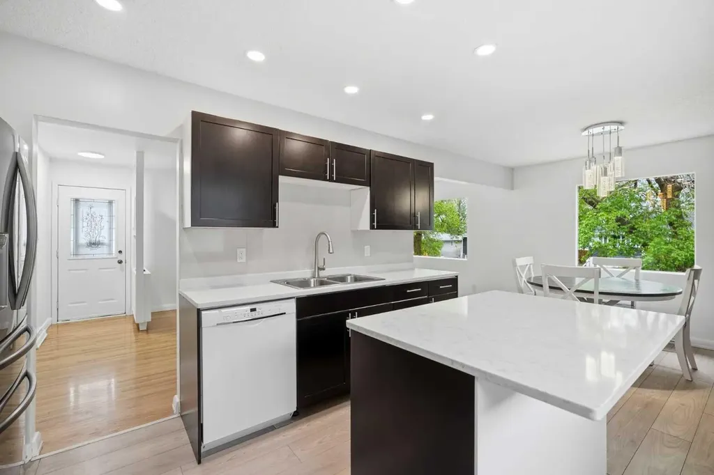 1040 16 Street NE Calgary AB T2E 4S8