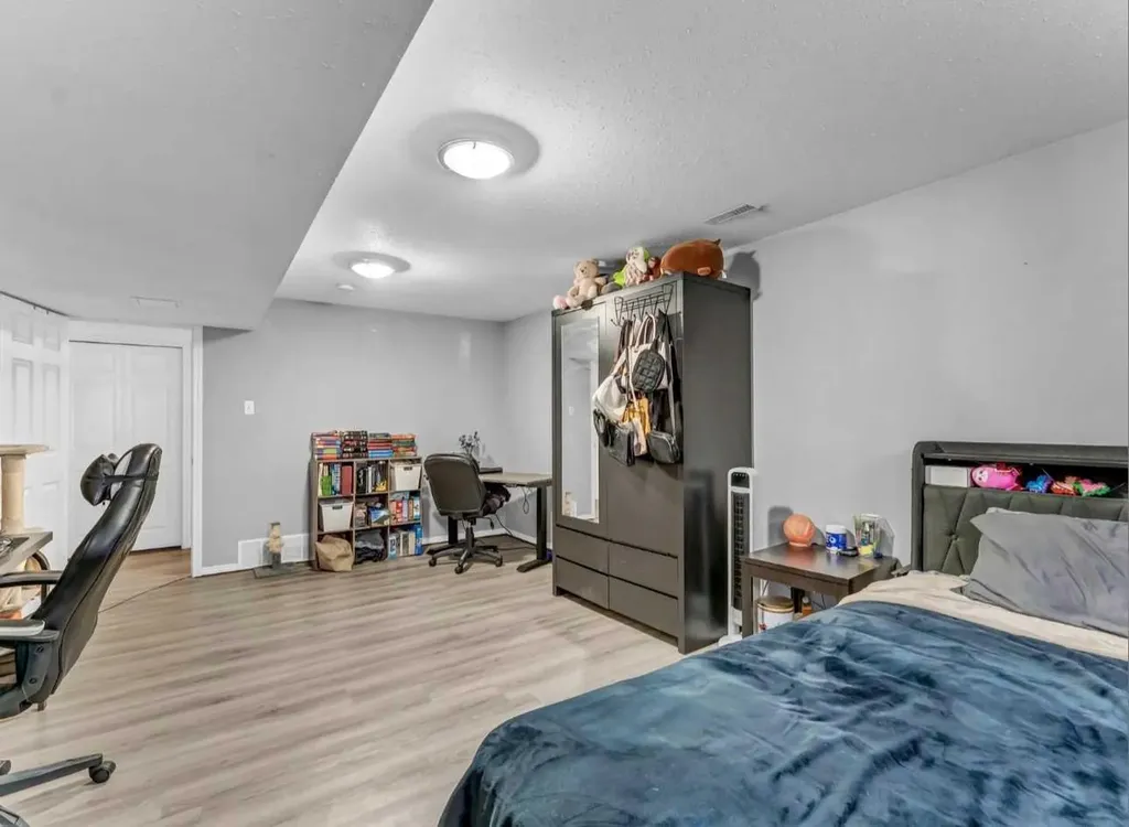 261 9 Street SW Medicine Hat AB T1A 4N8