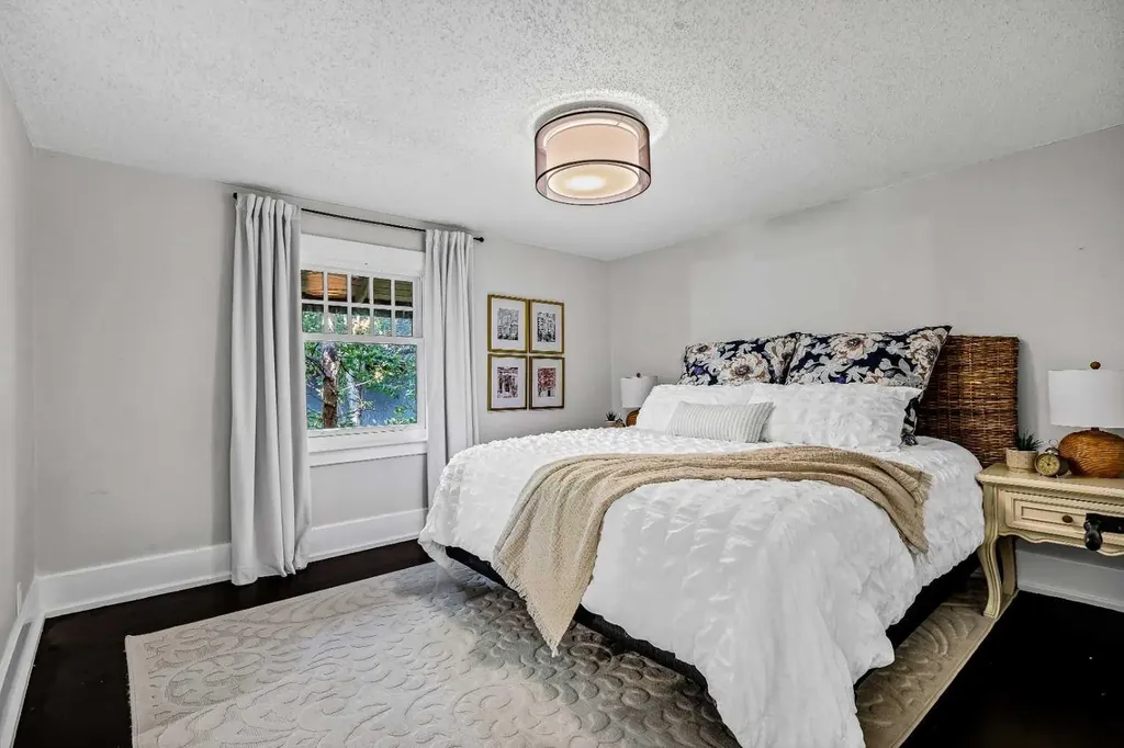 628 Elbow Drive SW Calgary AB T2S 2H7