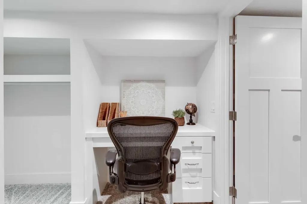 628 Elbow Drive SW Calgary AB T2S 2H7