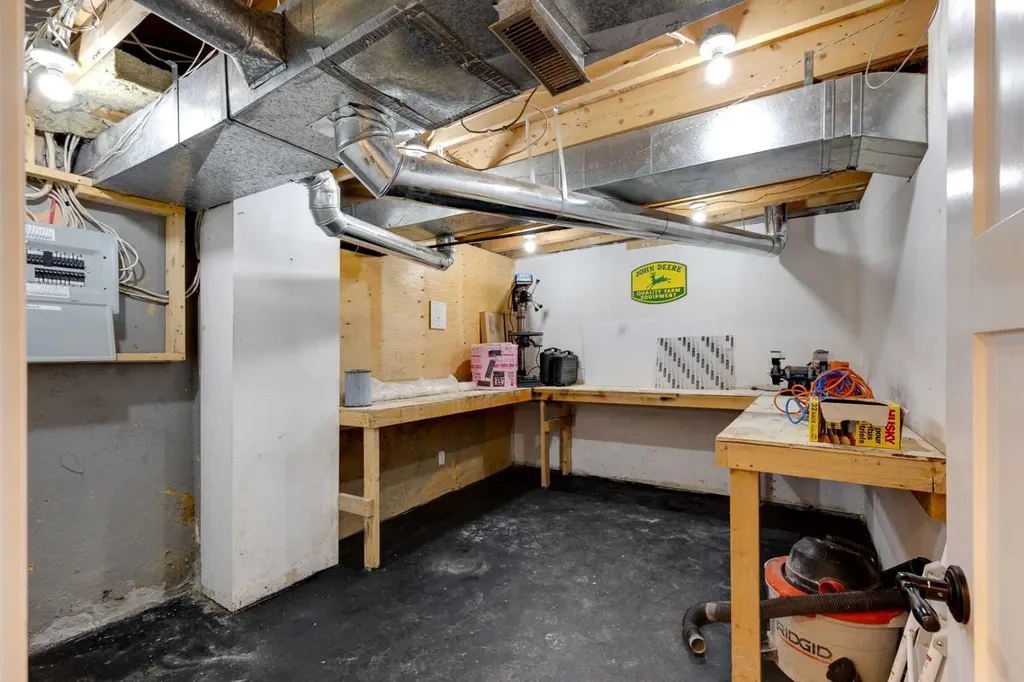 628 Elbow Drive SW Calgary AB T2S 2H7