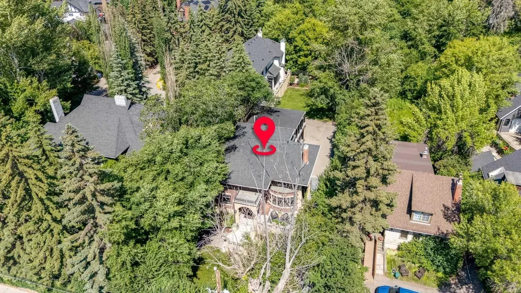 628 Elbow Drive SW Calgary AB T2S 2H7
