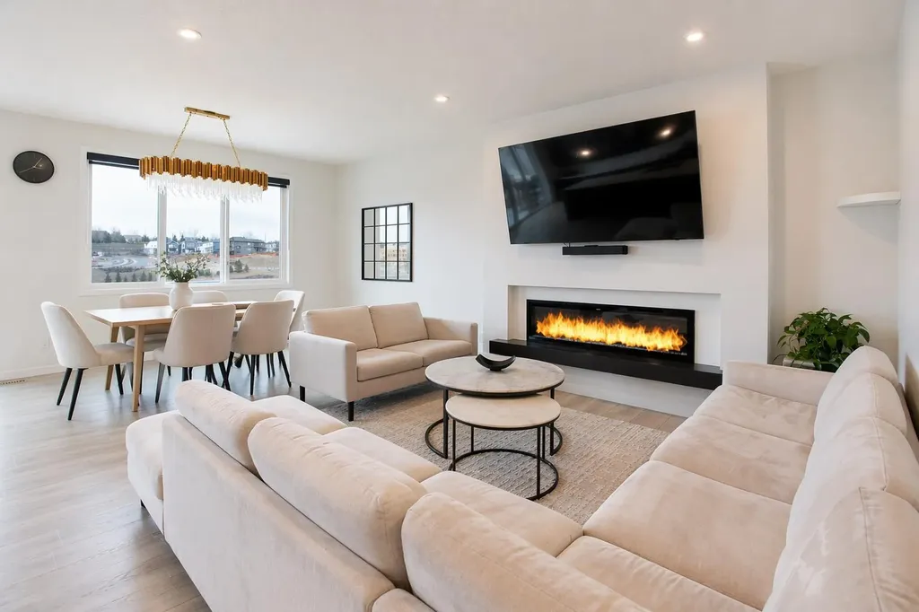206 Rowley Way NW Calgary AB T3L0G7