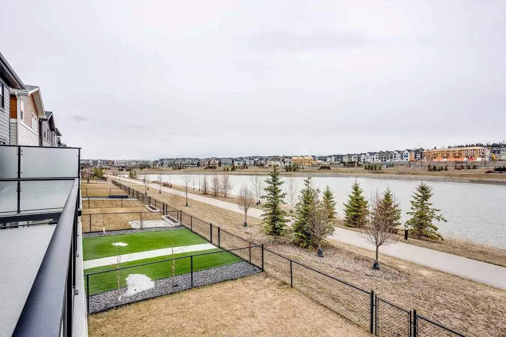 206 Rowley Way NW Calgary AB T3L0G7