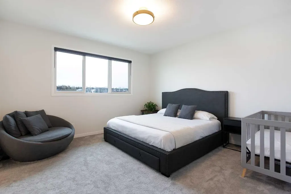 206 Rowley Way NW Calgary AB T3L0G7