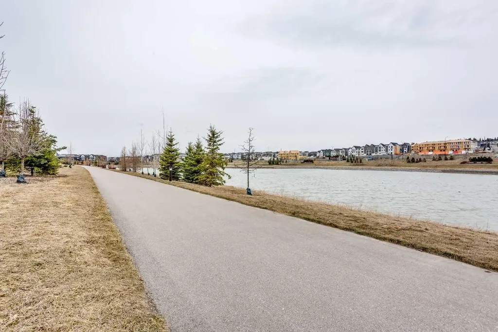 206 Rowley Way NW Calgary AB T3L0G7