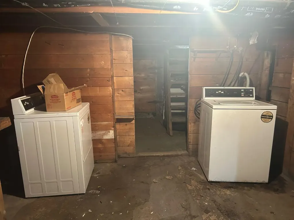 20602 25 Avenue Bellevue AB T0K 0C0