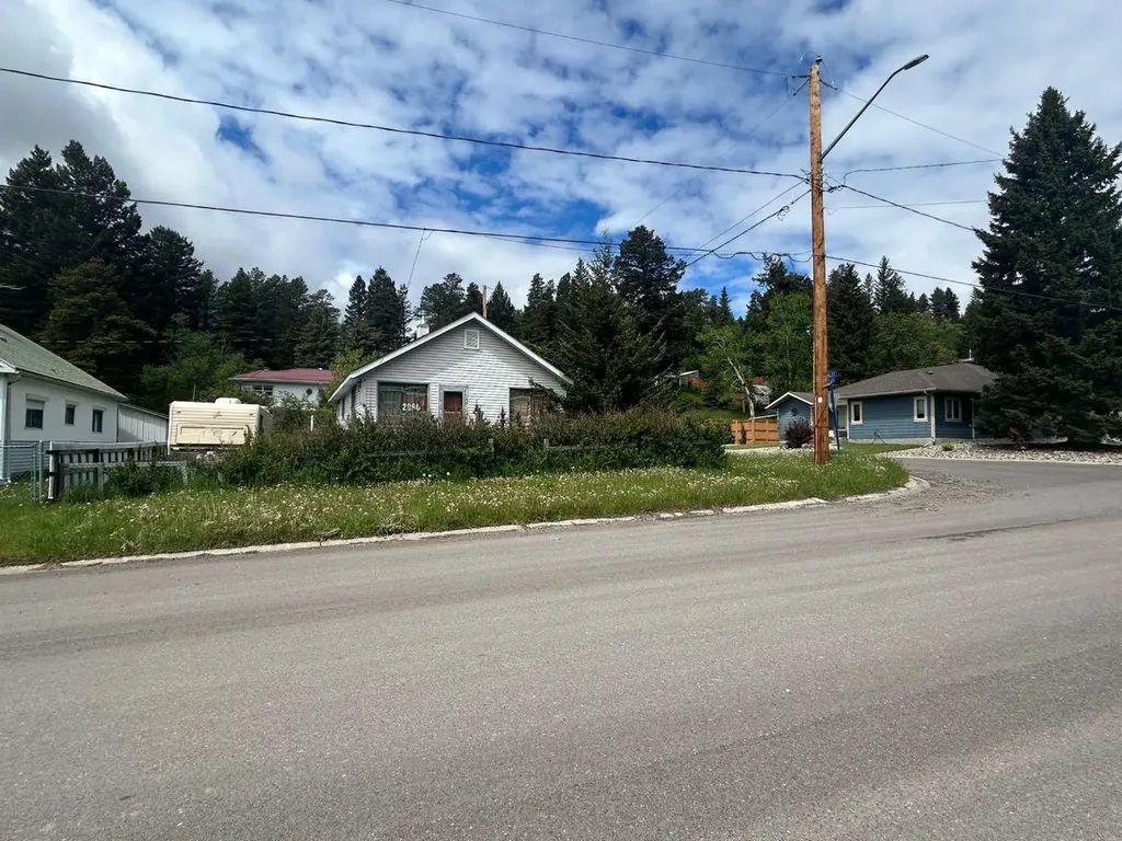 20602 25 Avenue Bellevue AB T0K 0C0