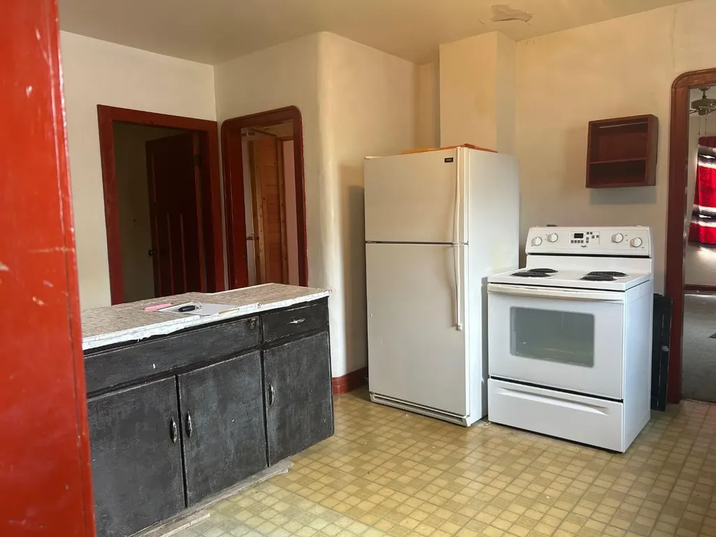 20602 25 Avenue Bellevue AB T0K 0C0