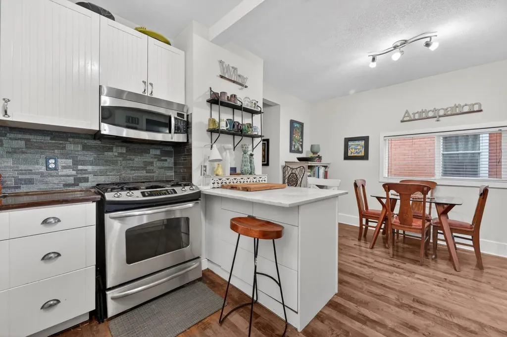 447 Marsh Road NE Calgary AB T2E5B2