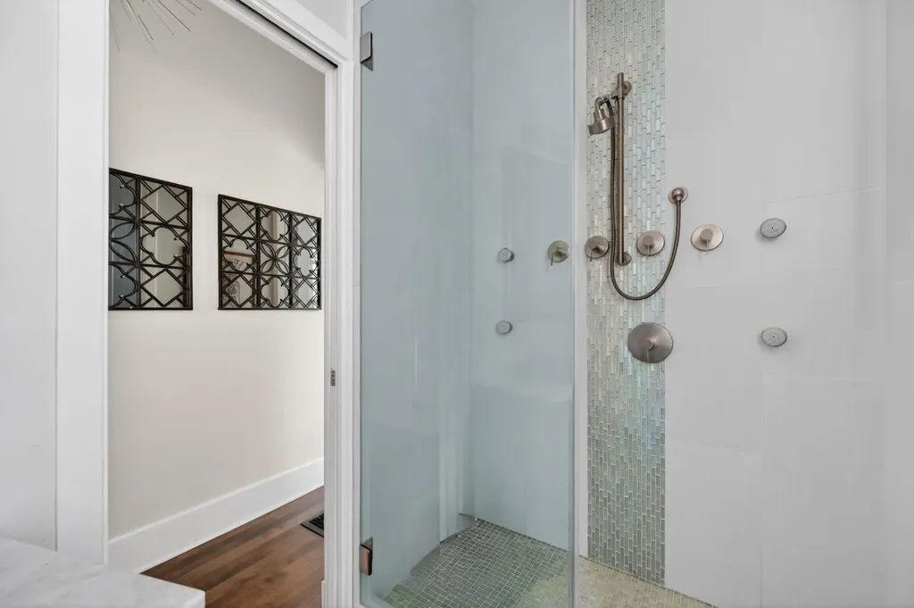 447 Marsh Road NE Calgary AB T2E5B2