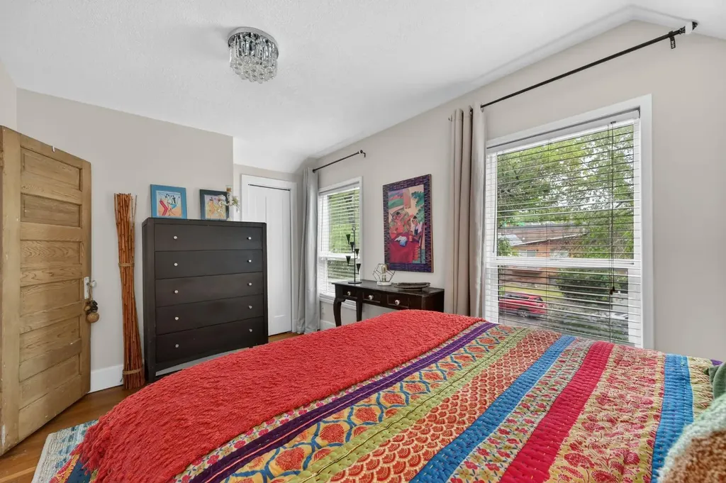 447 Marsh Road NE Calgary AB T2E5B2