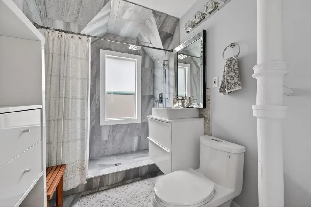 447 Marsh Road NE Calgary AB T2E5B2