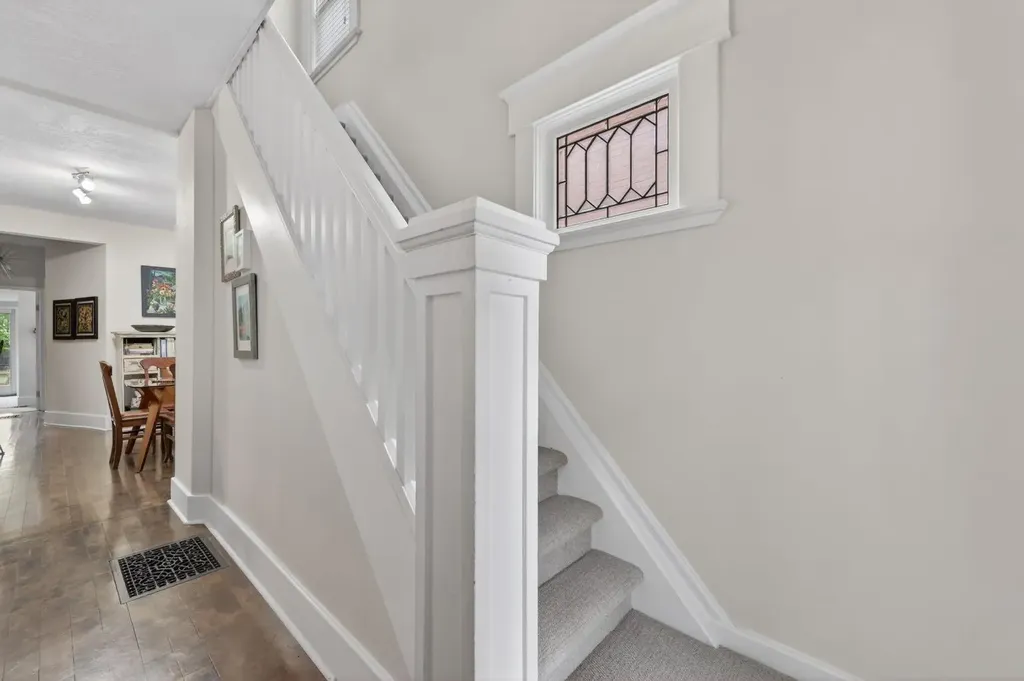 447 Marsh Road NE Calgary AB T2E5B2
